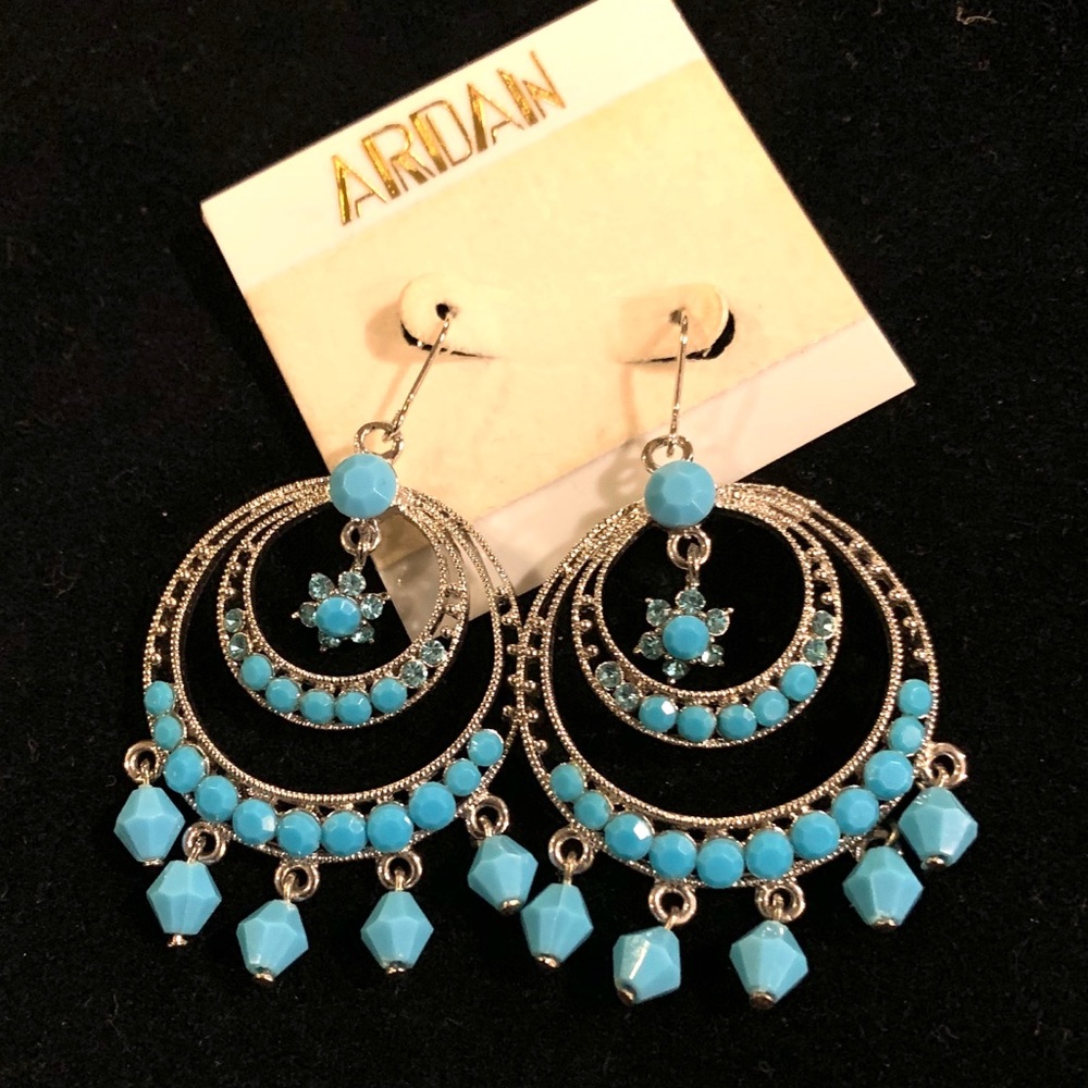 Earring - Picture 3 of 3